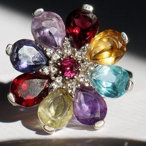 Real Gemstone Flower Ring - it spins!!